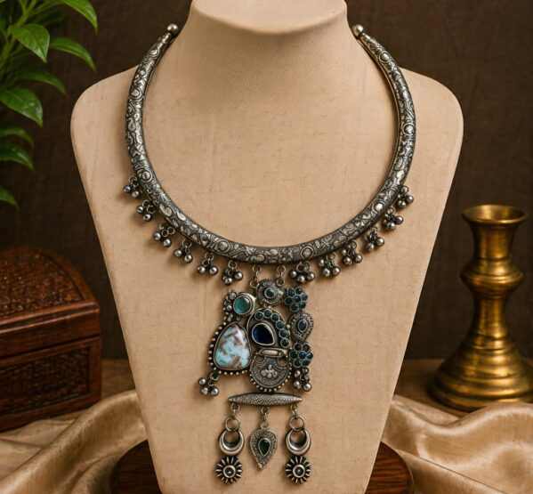 Boho Stone Statement Hansli Necklace