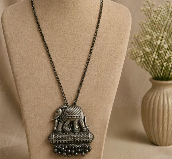 Elephant Charm Pendant Necklace