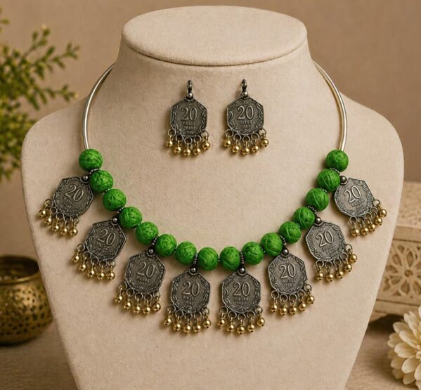 Green Coin Statement Hansli Necklace Set