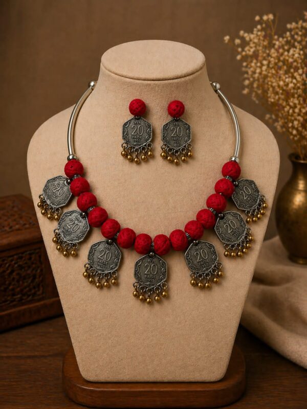 Red Coin Statement Hansli Necklace Set