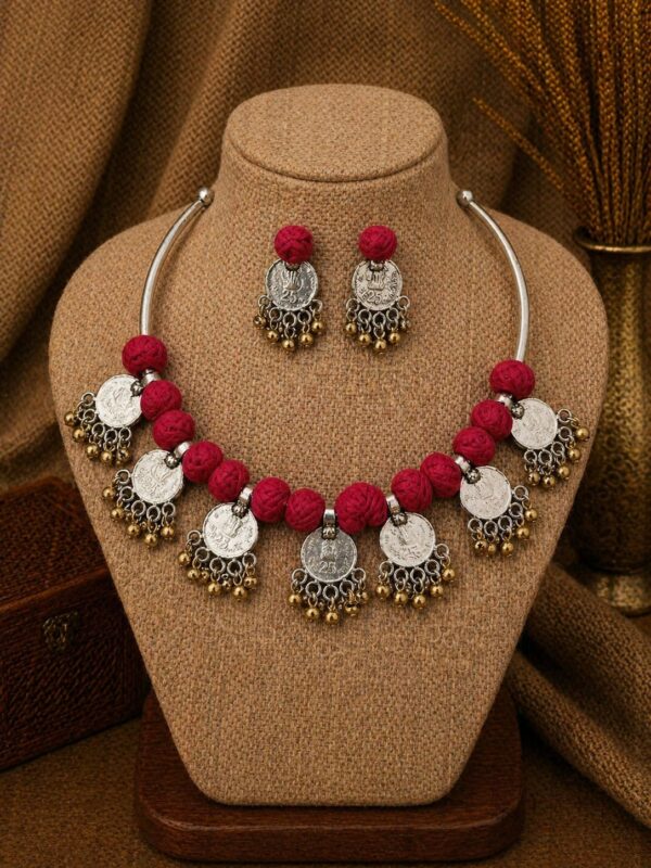 Red Thread Coin Charm Hansli Set