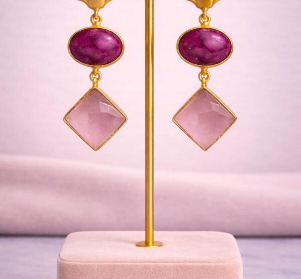 Shell Motif Stone Drop Earrings