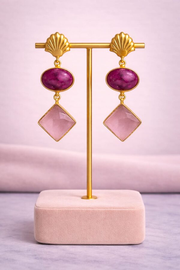 Shell Motif Stone Drop Earrings