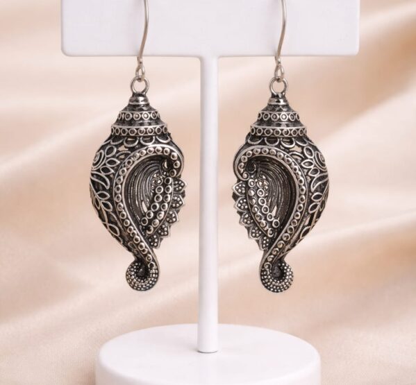 Paisley Antique Dangler Earrings