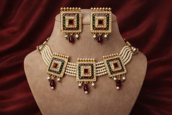 Royal Kundan Pearl Choker Set