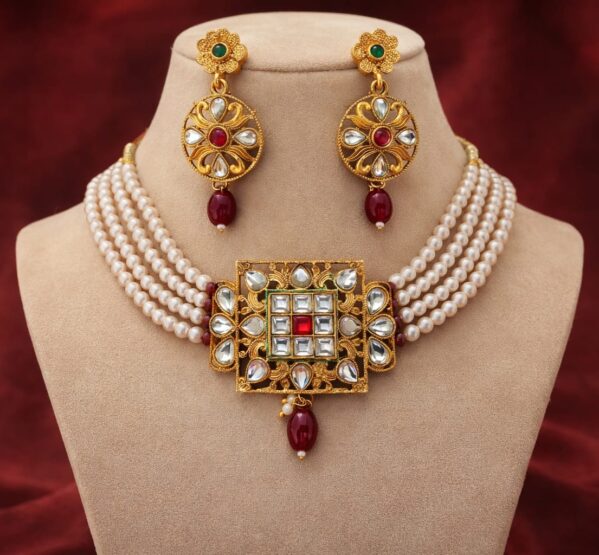 Royal Kundan Pearl Choker Set
