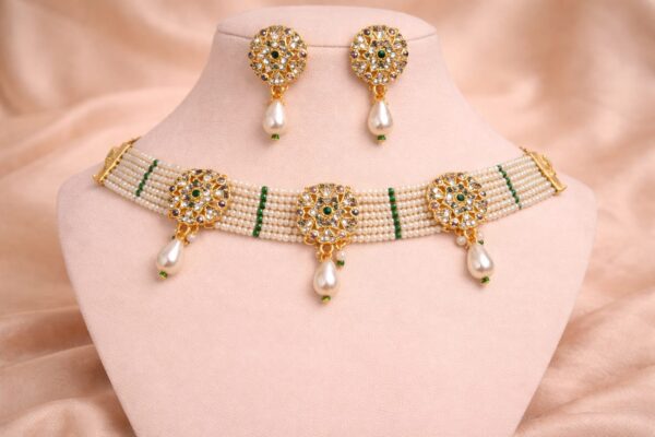 Floral Pearl Kundan Choker Set