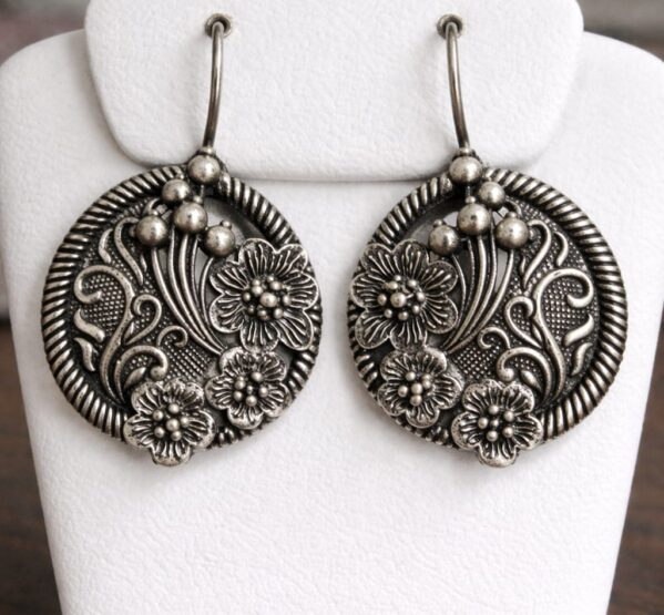 Floral Vine Round Earrings