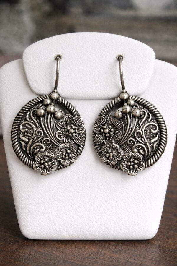 Floral Vine Round Earrings