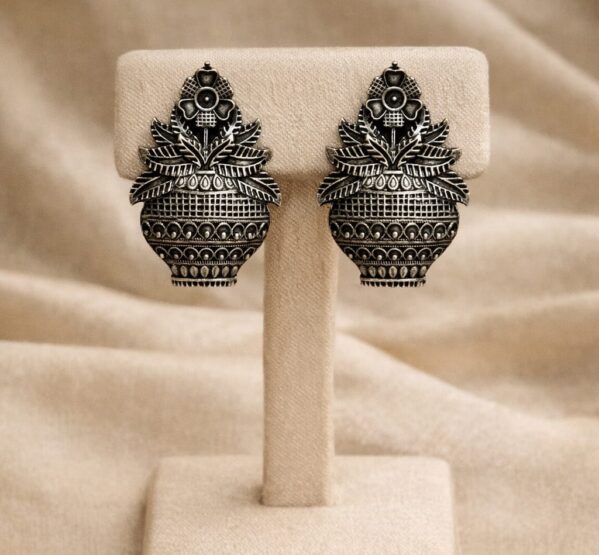 Antique Kalash Motif Stud Earrings