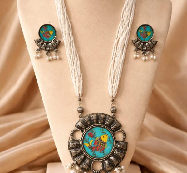 Turquoise Fish Motif Long Necklace Set