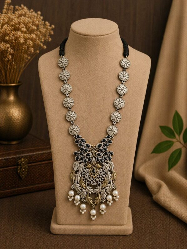 Black Stone Floral Pearl Drop Necklace