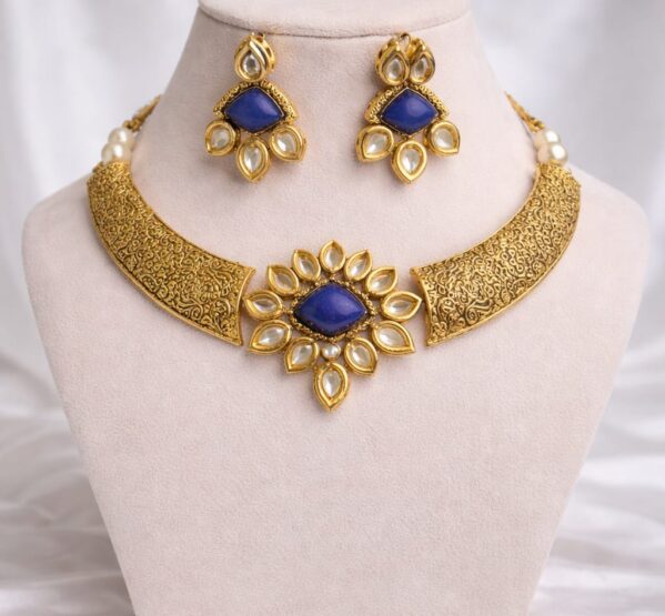 Royal Floral Kundan Choker Set