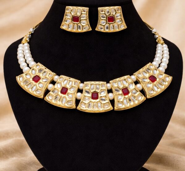 Kundan Pearl Fan Choker Set