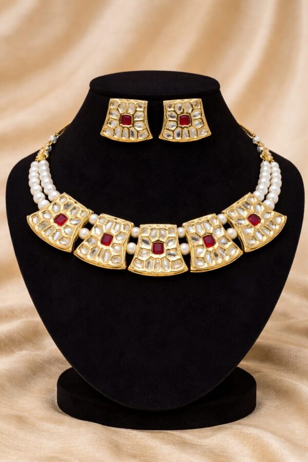 Kundan Pearl Fan Choker Set