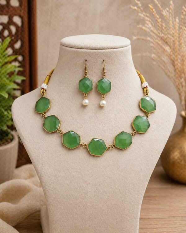 Monalisa Glow Statement Necklace Set