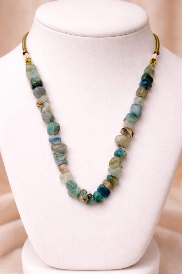 Ocean Mist Stone Chip Necklace