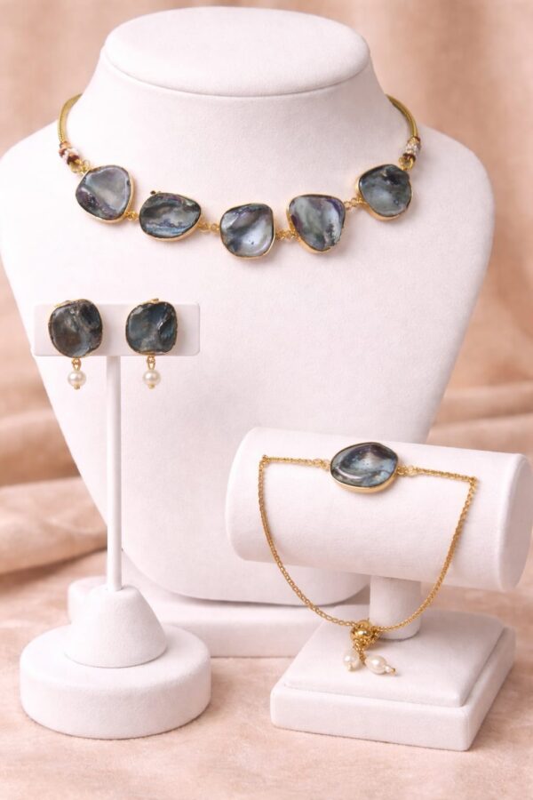 Grey Blue Mother of Pearl Elegance Set