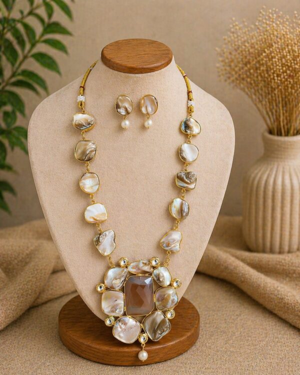 Mother of Pearl Statement Necklace Set