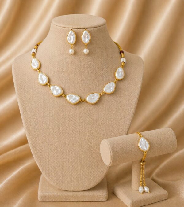 Baroque Pearl Choker Set with Bracelet