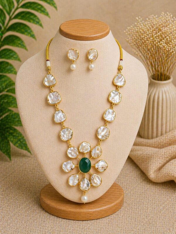Mother of pearl Stone