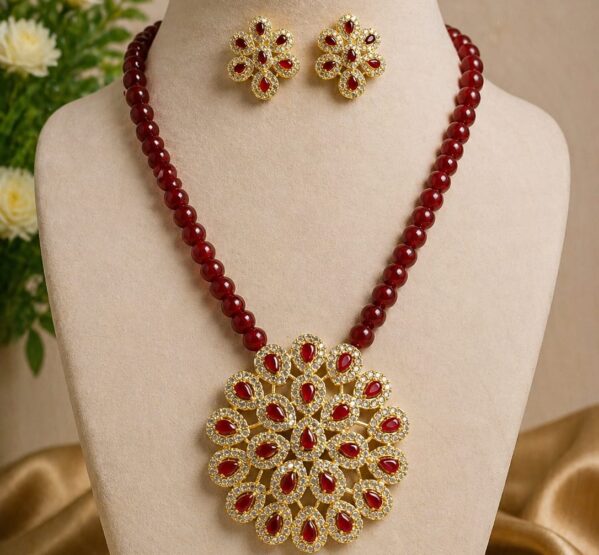 Floral Pendant Necklace Set