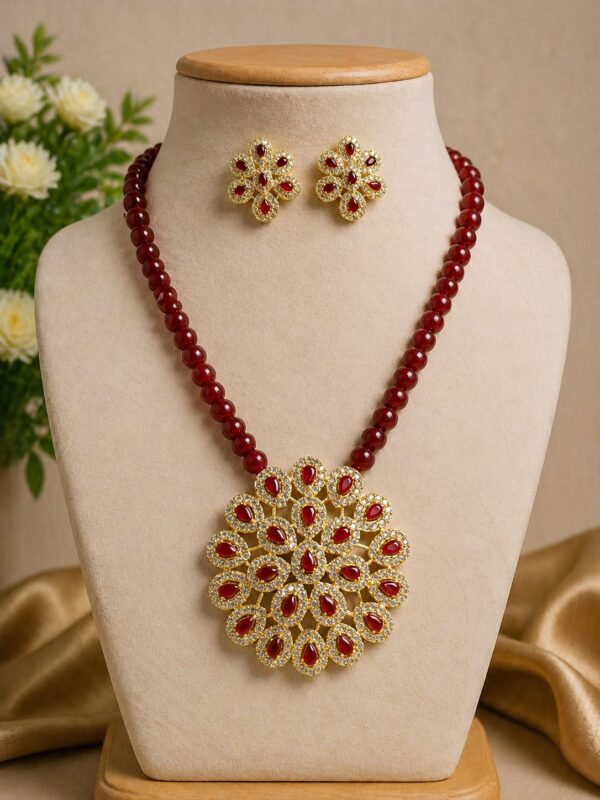 Floral Pendant Necklace Set