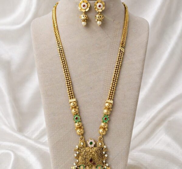 Classic Floral Pendant Long Set